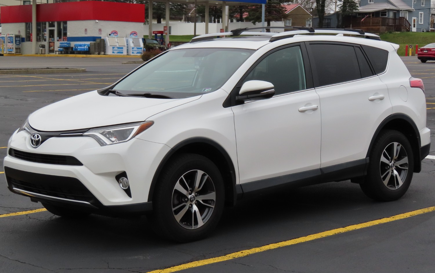 2022 Toyota RAV4 XLE AWD
