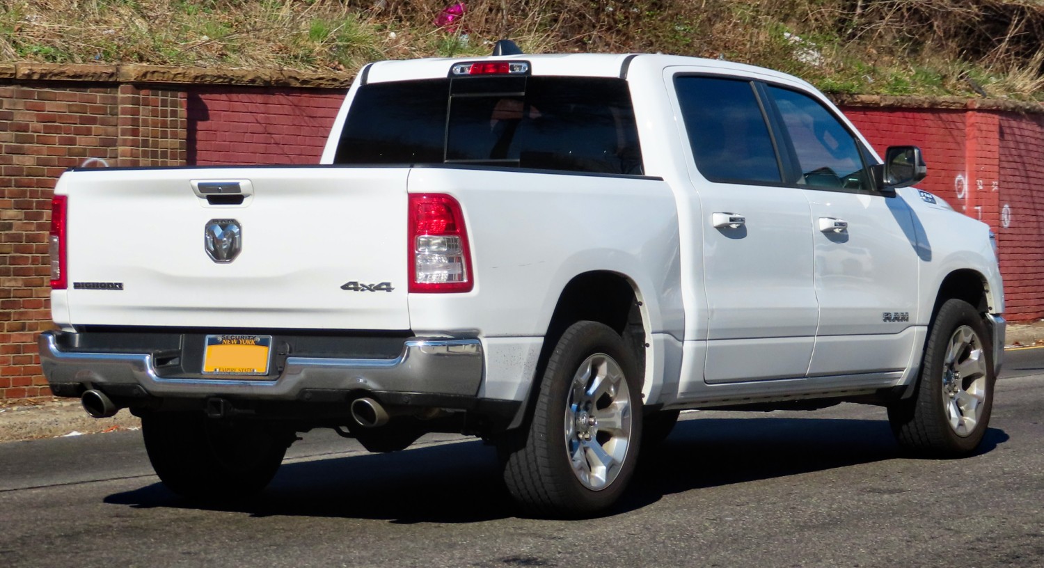 2019 Ram 1500 Big Horn Crew Cab 4x4