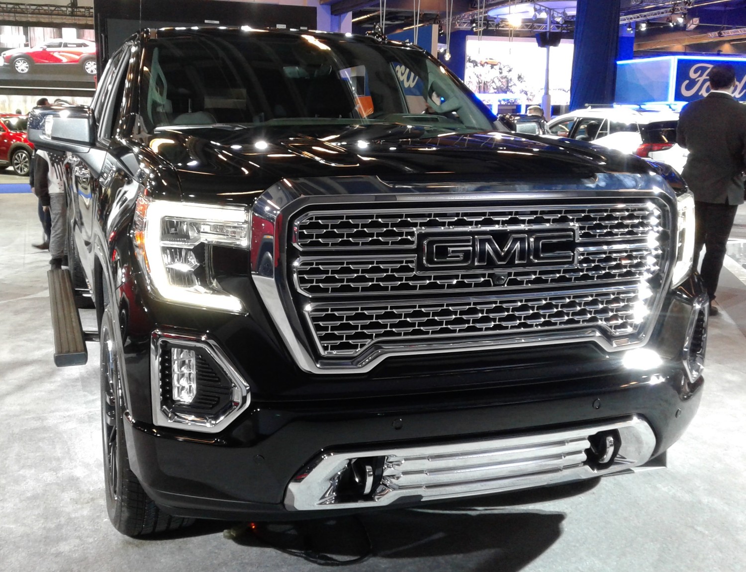 2020 GMC Sierra 1500 SLE Crew Cab 4x4