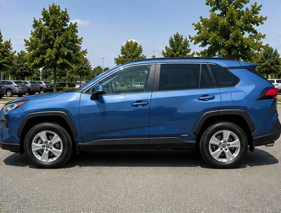 2022 Toyota RAV4 XLE AWD
